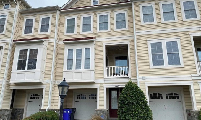 Sawgrass South House | Spacious 3-Story Townhome Near Beach in Amenity-Rich Gated Community