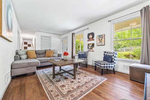 East Point House | Spacious 3BR Home - Near AIRPT & 15m to DT ATL
