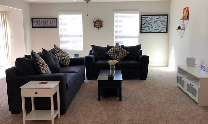 Kings Mountain House | Spacious 4 bedroom Home in a quiet mountain neighborhood