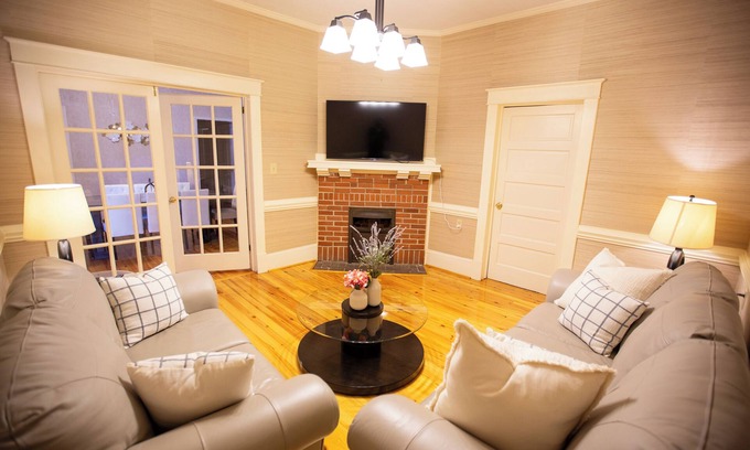 Greenwood House | Spacious 4-Bedroom, 2-Bath Home in the Heart of Greenwood