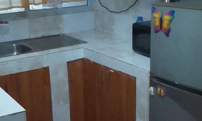 Shanzu Apartment | Spacious 4-bedroom apartment in lovely Mombasa with WiFi. 5mins to serena beach