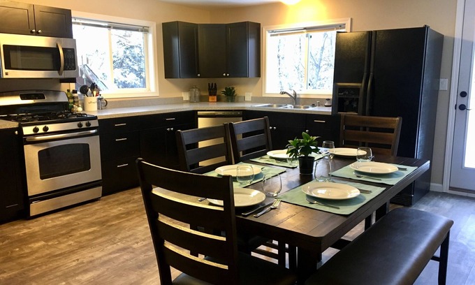 North Star House | Spacious 4 bedroom in midtown