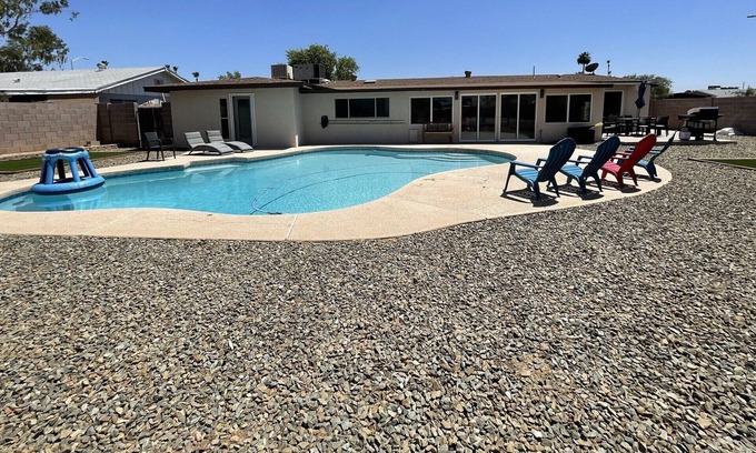 Mesa House | Spacious 4 bedroom with a pool + big backyard!