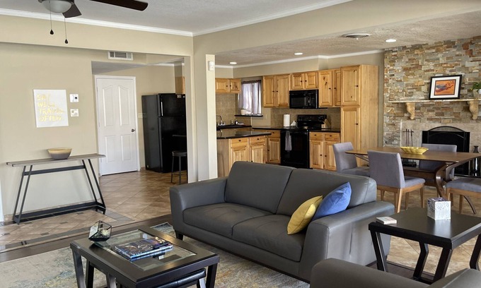 Northeast Heights House | Spacious 4 Bedrooms, 3 full Bathrooms and close to Everything ABQ