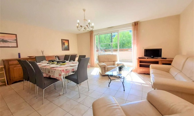 Saint-Lary-Soulan Apartment | Spacious 4★ T4 Apartment with Wi-Fi & Parking near Ski Slopes in Saint-Lary-Soulan