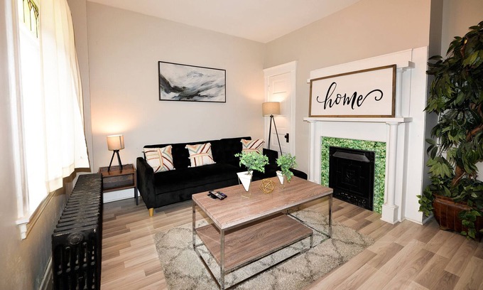 East Walnut HIlls House | Spacious 4BR in Historic O’Bryonville, 8mins to DT