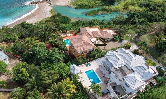 Tower Isle House | Spacious 5 Bdrm Home