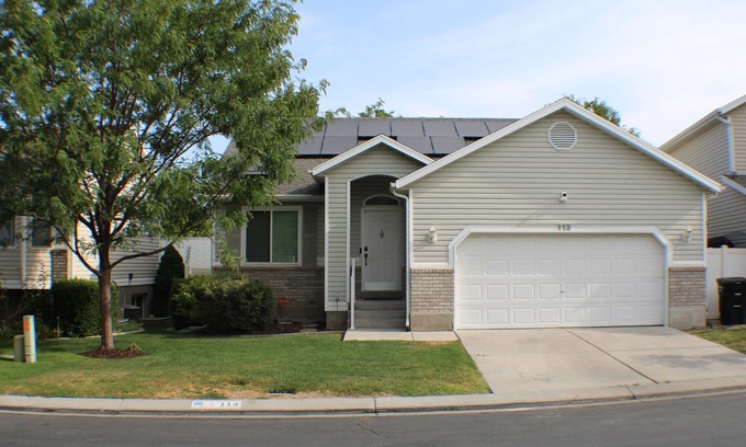 Stansbury Park House | Spacious 5-bedroom house in charming Stansbury Park with WiFi, AC