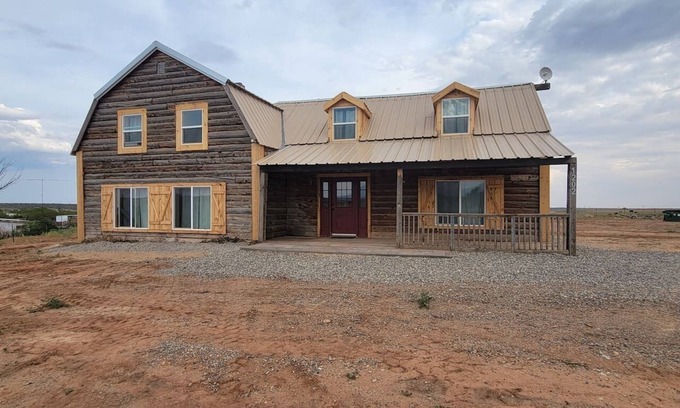 Blanding Cabin | Spacious 5-bedroom cabin in charming Blanding with AC, WiFi