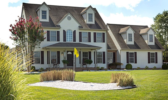 Salisbury House | Spacious 5 bedroom w game room, theatre, and sauna