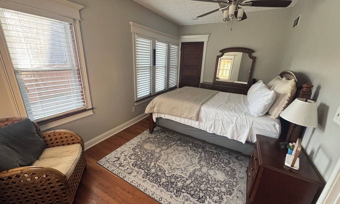 Kennedy King House | Spacious 5BR/4BA Home - Close To Everything!