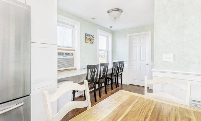 Old Orchard Beach House | Spacious 5BR Family Dream with Private Beach Access