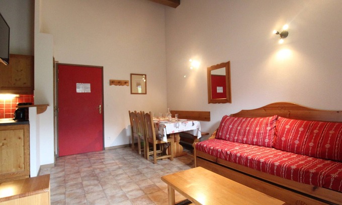 Val Cenis Apartment | Spacious 6-Person Apartment at the Foot of the Slopes in Val-Cenis