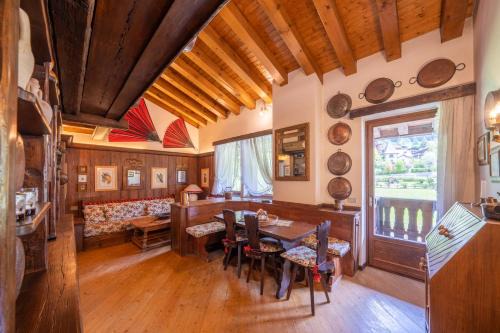 San Vito di Cadore Apartment | Spacious Alpine Loft with Stunning Antelao Views