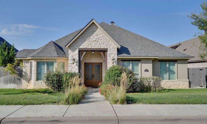Amarillo House | Spacious Amarillo Home: 6 Mi to Downtown!