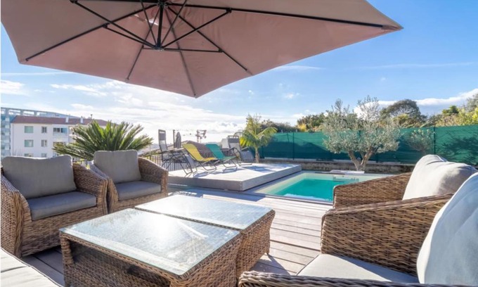 Saint-Augustin House | Spacious And Bright House With Heated Pool