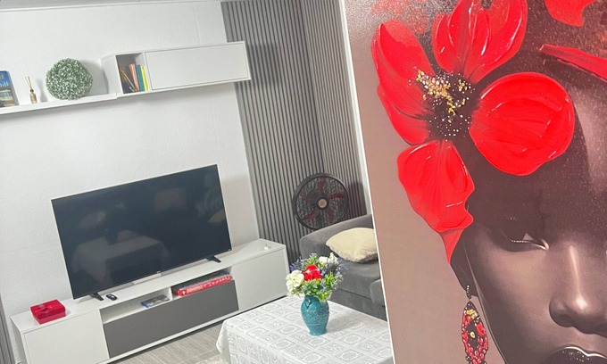 Cocody Apartment | Spacious and cozy apartment; secure & chic neighborhood; close to all amneties!