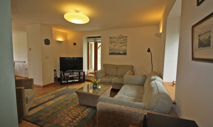 Llandovery Cottage | Spacious and luxurious eco-friendly detached house for 8 set in rural Carmarthenshire.