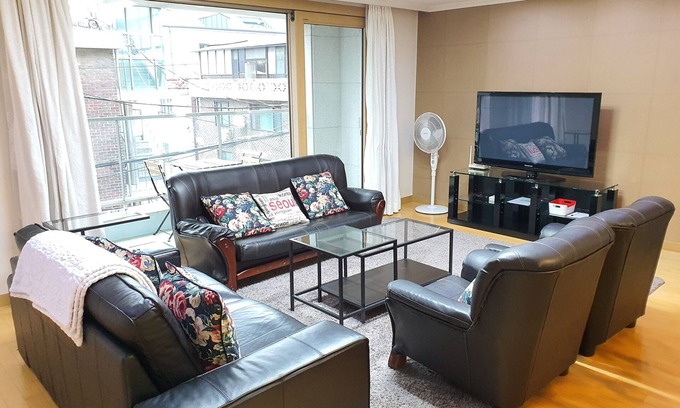 Hannamil-tong Condo | Spacious and modern, great for families