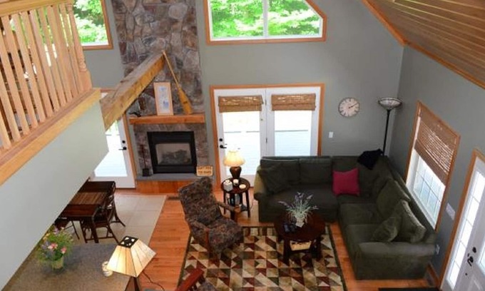 Gilford House | Spacious And Private Getaway! nSKI SEASON SPECIALS AVAILABLE