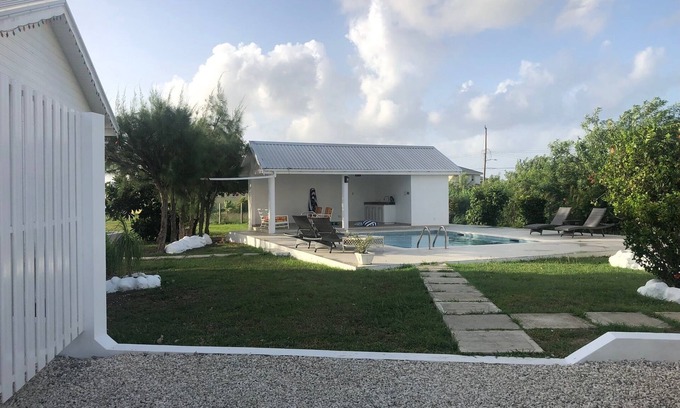 Work Hall House | Spacious and quiet home w/pool - 5 minutes to the beach