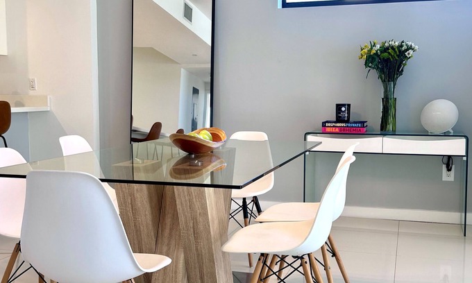 Bay Harbor Islands Apartment | Spacious and Comfortable 2BD Penthouse | Balcony, Kitchen and Daily Housekeeping