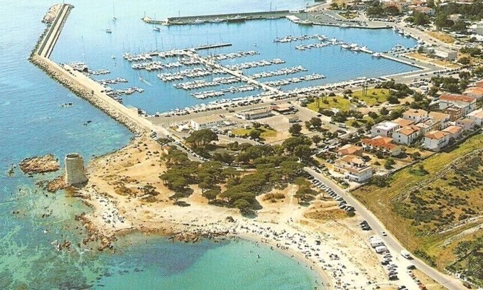 San Giovanni Villa | Spacious and well equipped villa, a few steps from the sandy beach