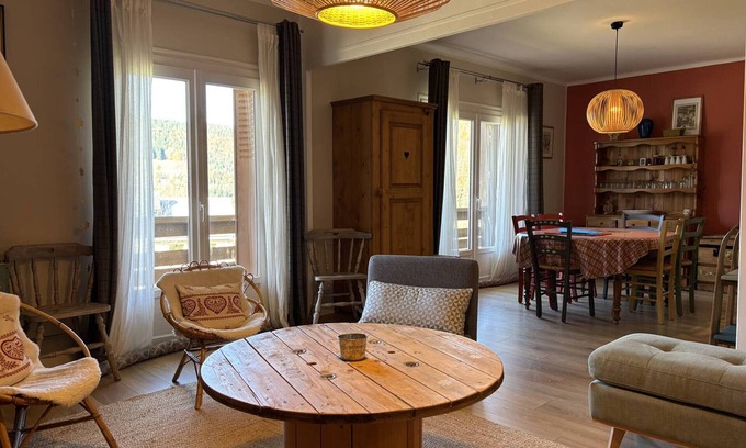 Villard-de-Lans Apartment | Spacious Apartment in Villard de Lans with Balconies, Free Parking, and Wifi