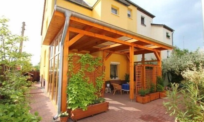 Dessau-Rosslau Apartment | Spacious apartments, a few minutes from the center, in a quiet