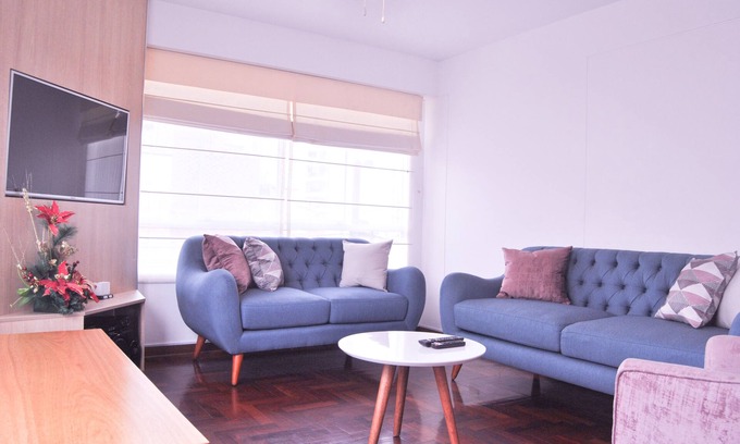 Miraflores Apartment | Spacious apartment for 08 guests in Central Miraflores