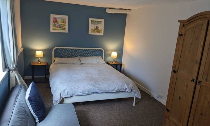 Newtownards Apartment | Spacious Apartment with Private Terrace
