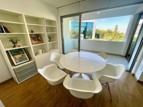 Acropolis Apartment | Spacious Apartment in Nicosia Landmark Hotel Area - Stasinou By Platform 357
