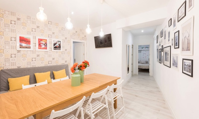 Literary Quarter Apartment | Spacious apartment in the heart of Madrid