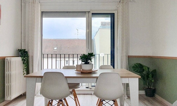 Port of Caen Apartment | Spacious apartment near the marina