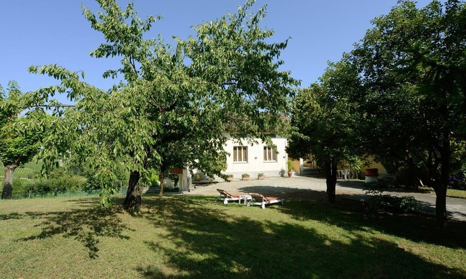 Castellero Apartment | Spacious apartment set in the Canelli hills between the Langhe and Monferrato