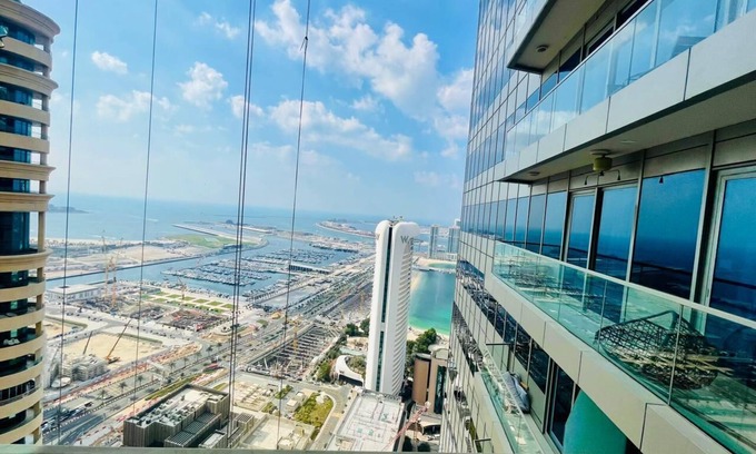 Jumeira 3 Apartment | Spacious apartment with fitness room and WiFi in beautiful Dubai