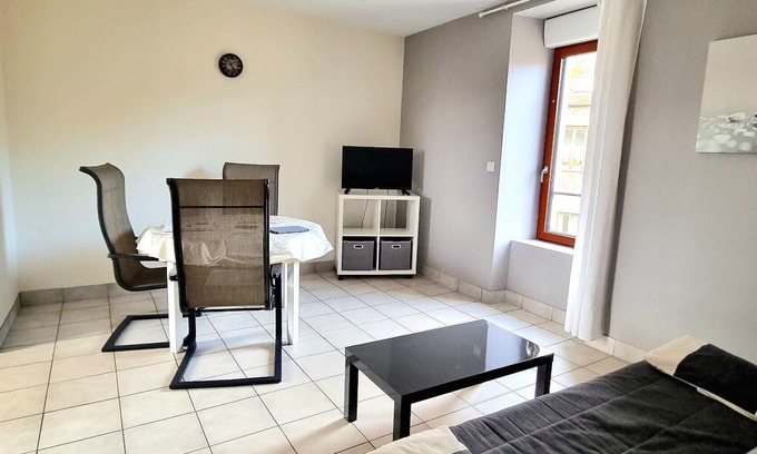 Parame Apartment | Spacious apt near the sea in Saint-Malo