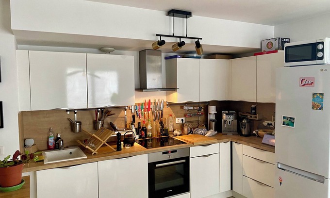 Saint-Ouen Apartment | Spacious & bright 67 m² apartment & balconies