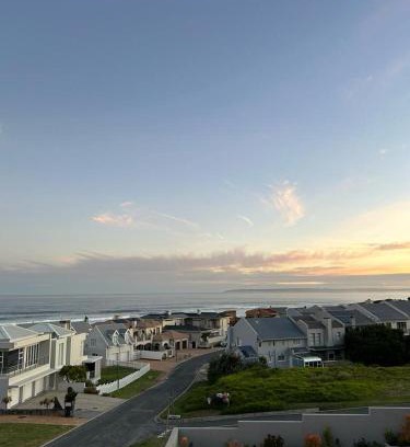 Bothastrand Apartment | Spacious Beach Breakaway