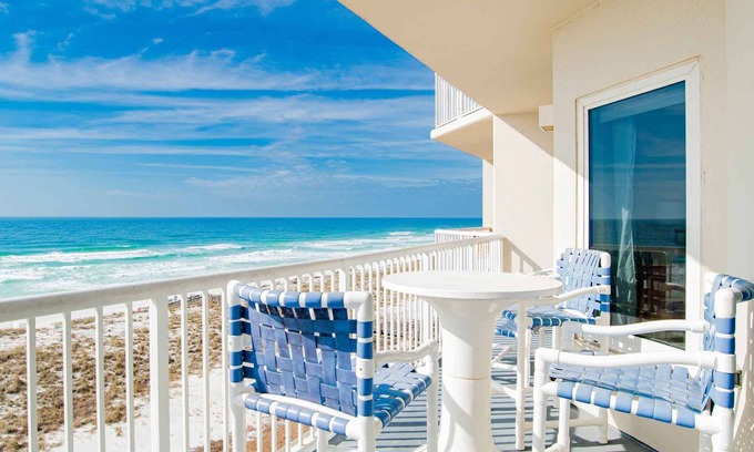 Navarre Beach Condo | Spacious Beachfront Condo with Large Private Balcony and Unblocked Beach Views