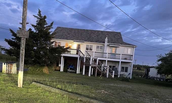 Slaughter Beach House | Spacious beachhouse steps to the beach. Quiet & private.