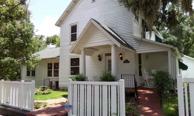 Brooksville House | Spacious Beautiful Comfortable - Florida's Nature Coast!