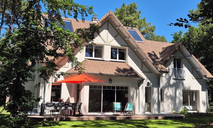 Le Touquet-Paris-Plage Villa | Spacious & bright new villa in forest, close to downtown, golf courses and beach