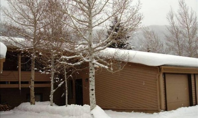 Eagle-Vail House | Spacious & Bright Townhouse! Almost in Beaver Creek and less than half the $