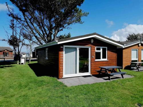 Padstow House | Spacious cabin, near Padstow and 7 Bays