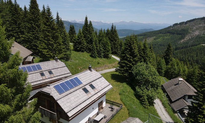 Katschberg Ski Chalet | Spacious chalet with sauna near the ski lift