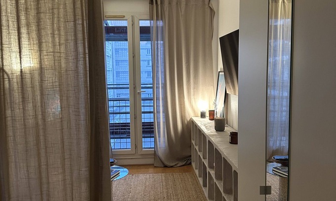 Republique–Point-du-Jour Apartment | Spacious charming studio ideal couples or families
