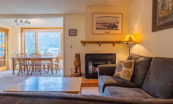 Copper Mountain Village Condo | Spacious Condo, Short Walk to Lifts. SH301