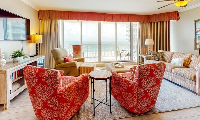 Fort Walton Beach - Destin Condo | Spacious condo with Gulf-front balcony, central AC, WiFi, & outdoor pool