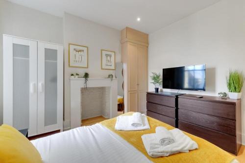 Fulham Broadway Apartment | Spacious Cosy Central London Home - Fulham Prime Location